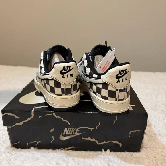 Dior Black and Cream Checkered Sneakers - Picture 5 of 7